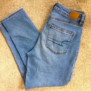 American Eagle Stretch Mom Jeans